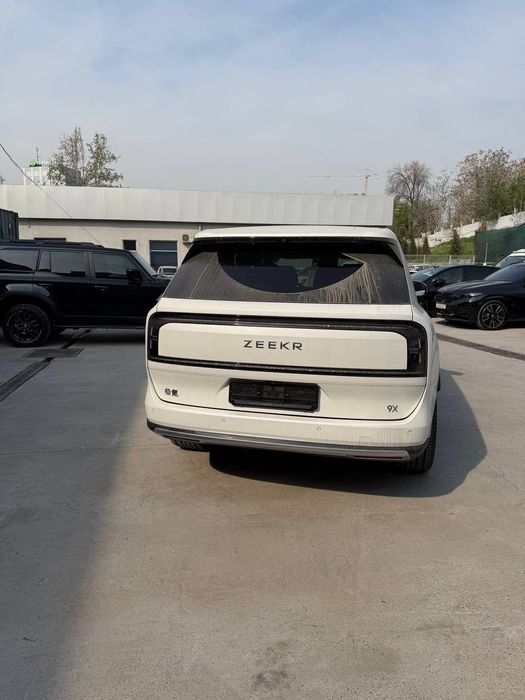Zeekr 9X Ultra. DENZA N9. LI 9. AITO M9. kushandasi. Nasiyaga sotiladi