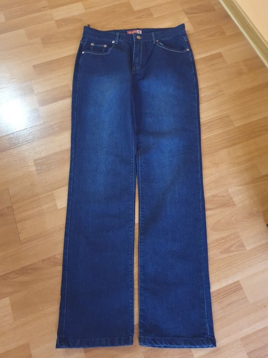 Blugi damă bleumarin (nou)