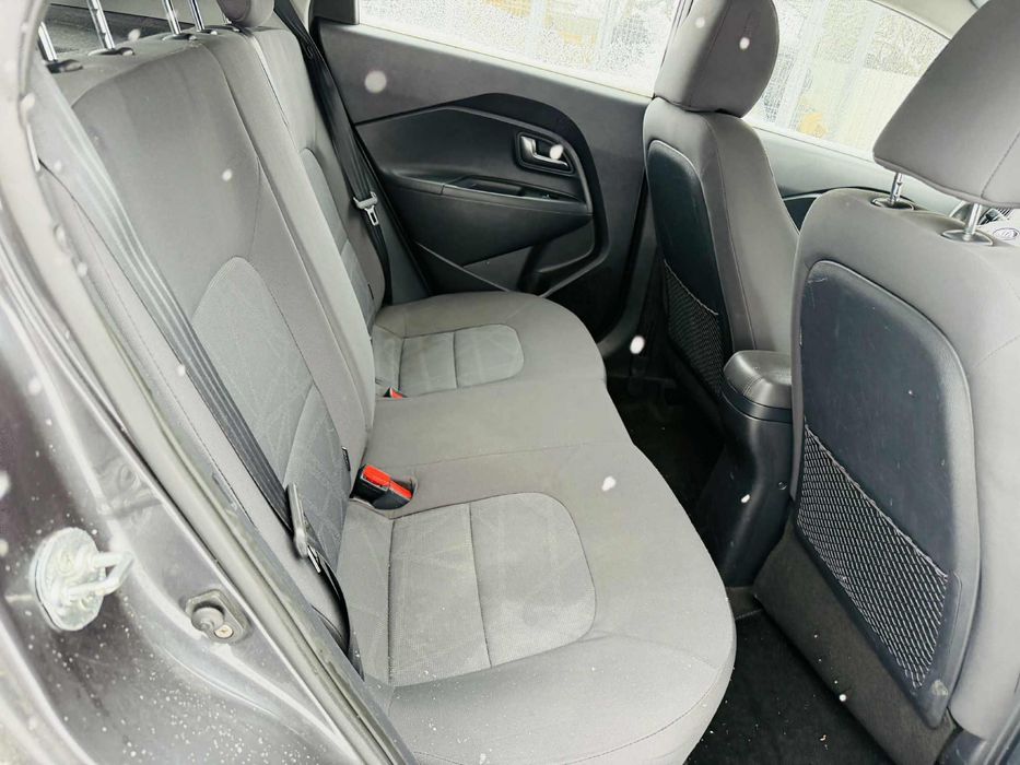 Vand kia Rio recent adusa an 2014