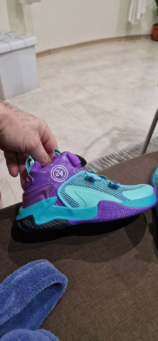 Баскетболни маратонки