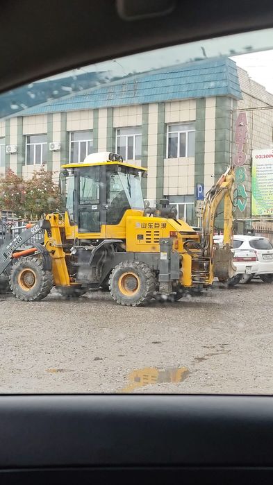 Продам экскаватор погрузчик