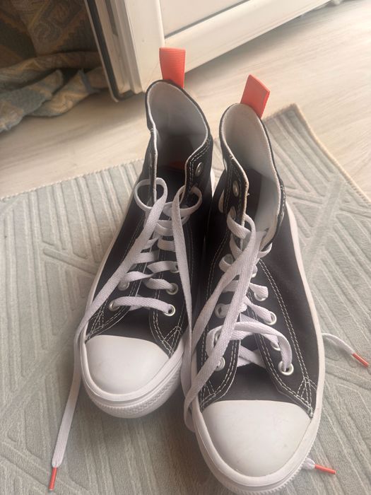 Sneakers “Converse”
