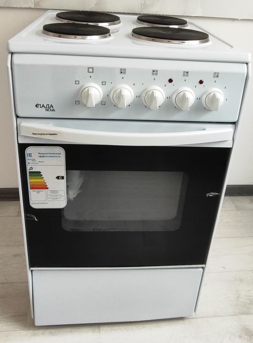Продам новую электроплиту с духовкой