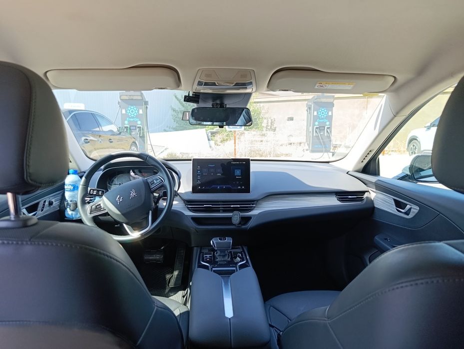 Hongqi Eqm 5 сотилади. 500 km