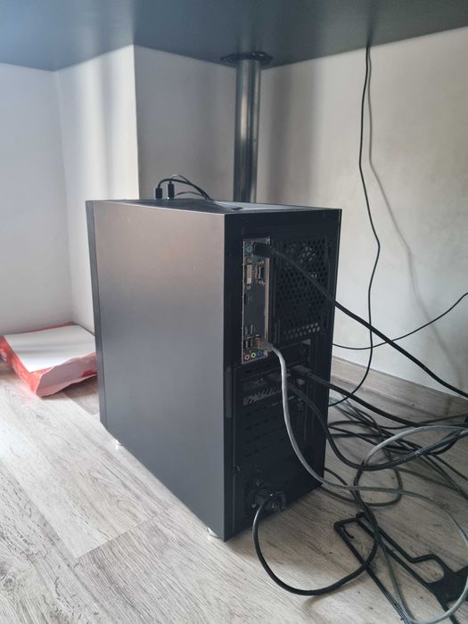 PC Gaming RTX 4060 / i7 / 32GB RAM / 2TB – rulează orice joc
