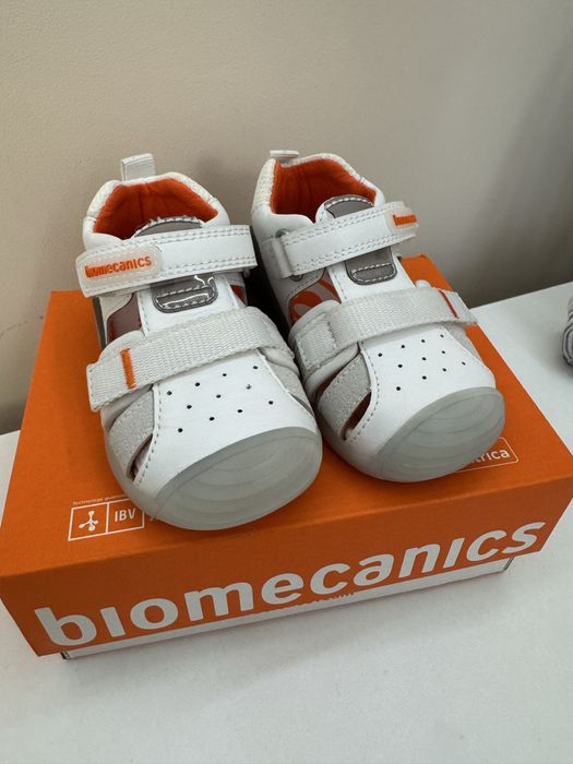 Продам сандалии Biomecanics