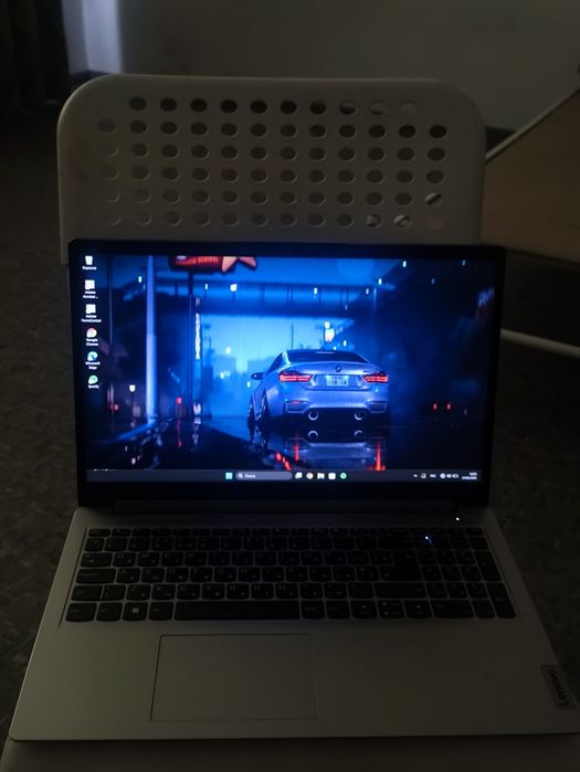Lenovo   DESKTOP