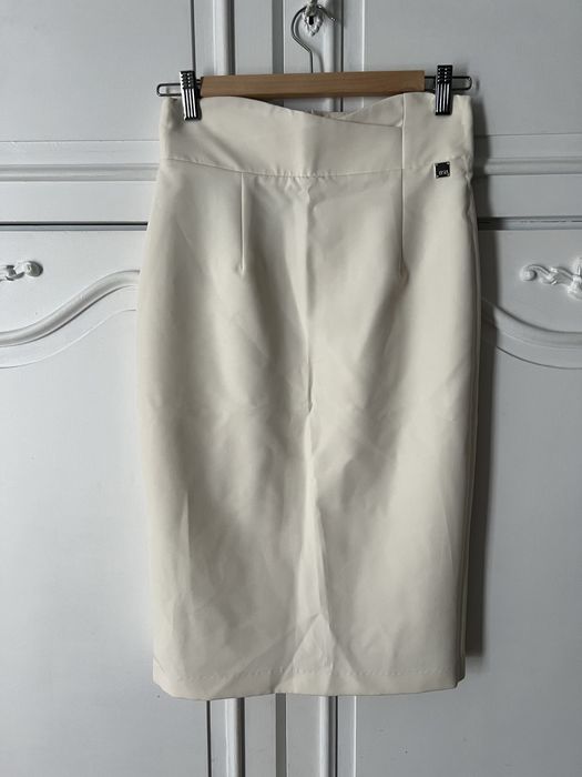 Fusta BSB marime 40 noua