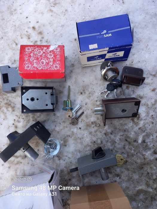 замок новый в упаковке