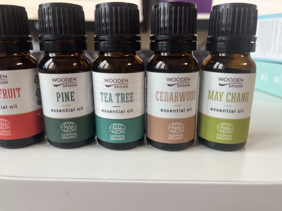 Лот чисто нови етерични масла Wooden spoon - 12 броя