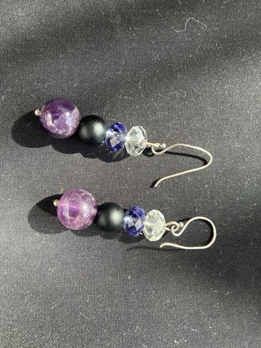 Обици - разлечни видове