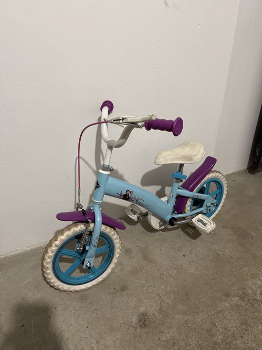Bicicleta 4-5 ani fetita