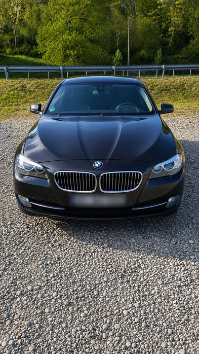 BMW Seria 5 F10 520d 184cp 2013 Euro 5 Cutie automata 8 trepte Sistem audio profesional Hi-fi