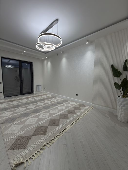 Продажа нового дома в стиле Хай-Тек Буюк Ипак Йули ор:р Чайхана Салом