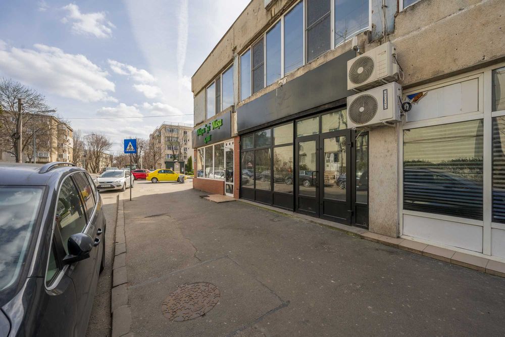 Spatiu comercial stradal 63 m.p. in Complex Baicului stradal