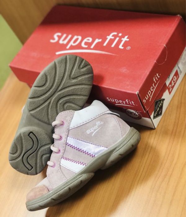 Ghete fata SUPERFIT-marimea 26-27,inte17cm,PIELE,ca GEOX,SALOMON