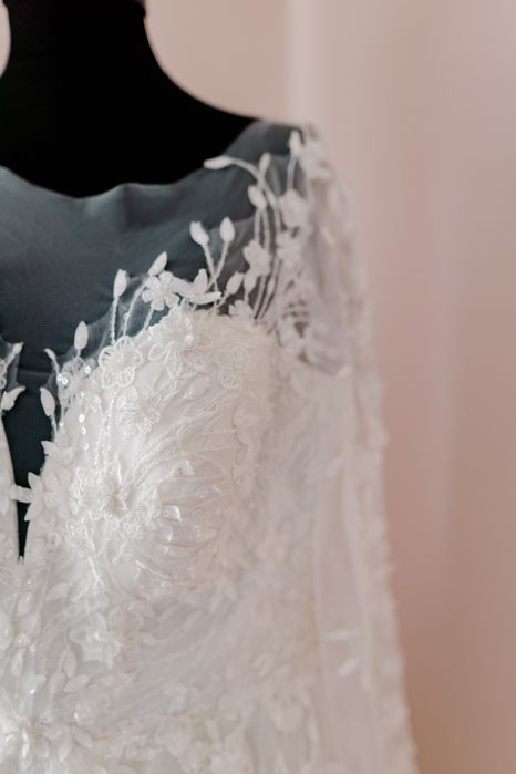 Vând Rochie de mireasă model prințesă!