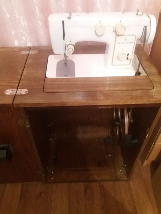 Швейная машина б/у