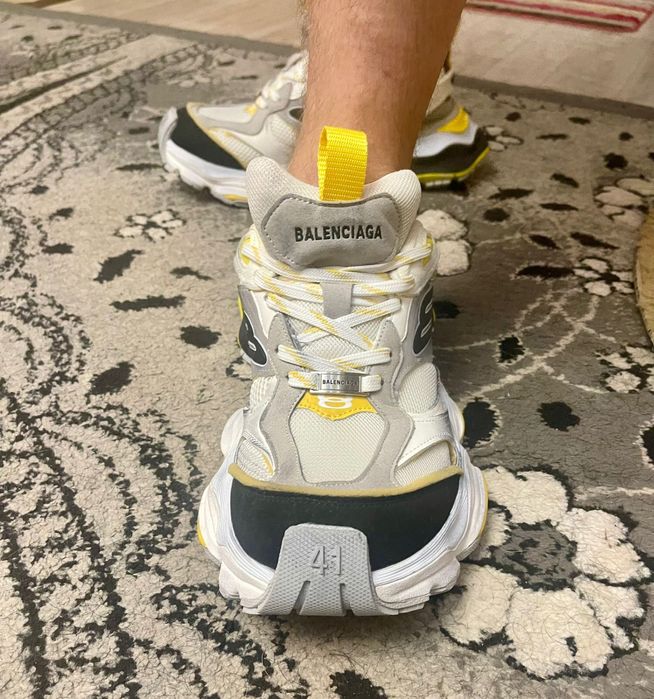 Balenciaga cargo