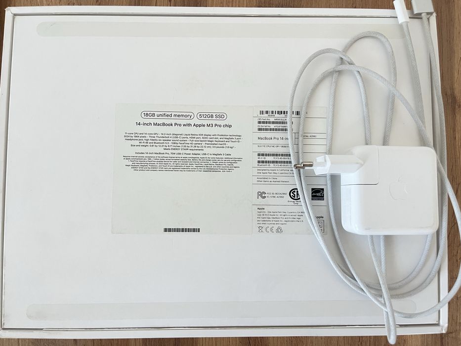Macbook pro 14 m3 pro