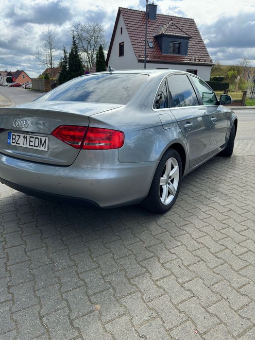 Audi A4 B8 2.0 tdi multitronic 8+1
