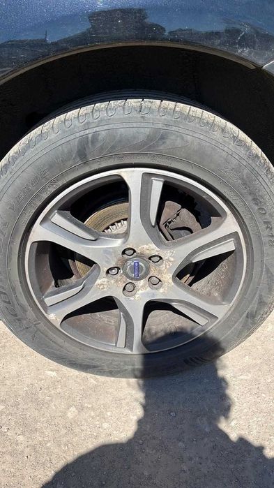Volvo XC60 D5 AWD на части