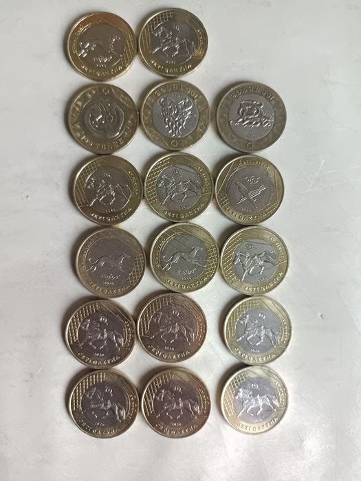 Продам монеты разные