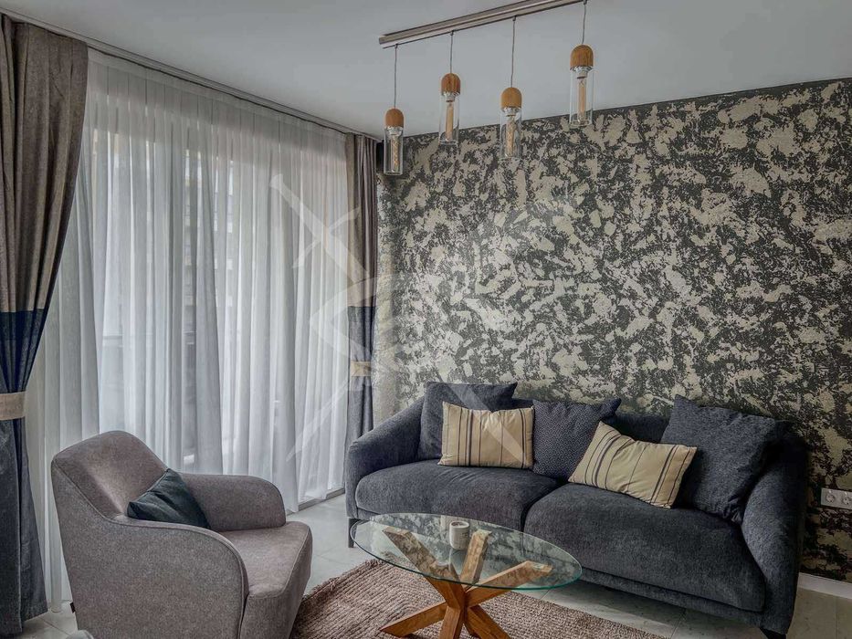 Тристаен апартамент - кв. Остромила - 11488621