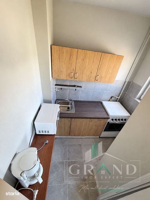 Garsoniera | Balcon inchis | Etaj intermediar | Marasti–zona Rasarit