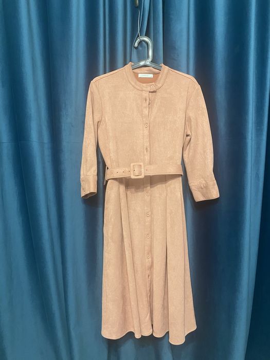 Розовое Платье Reserved размер М винтаж