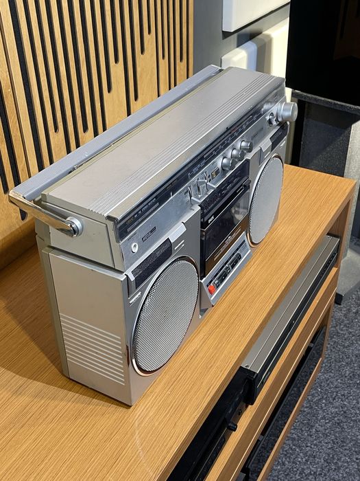 Radio casetofon boombox TUD  Aiwa cs 600 restaurat si functional