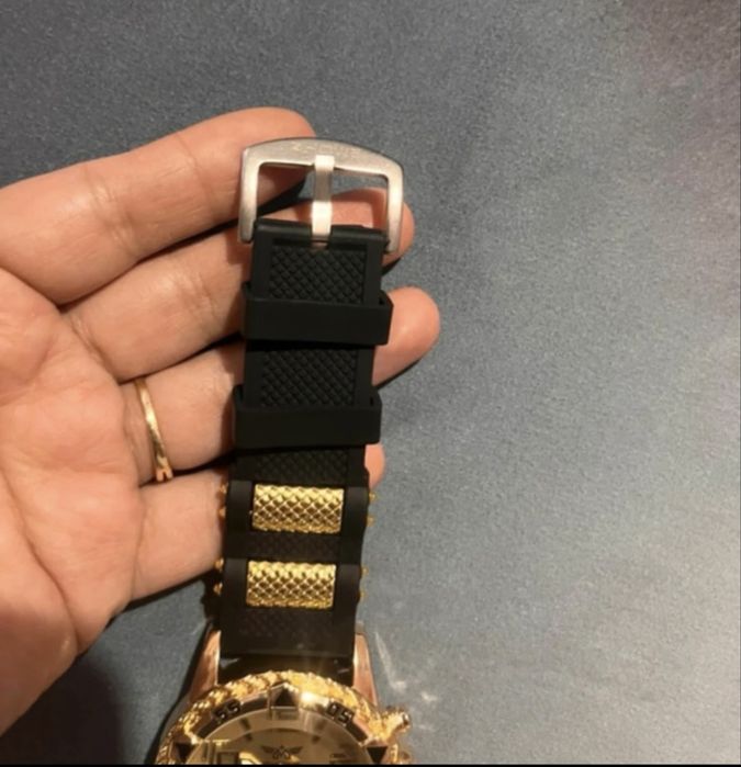 Nou ceas superb barbatesc.