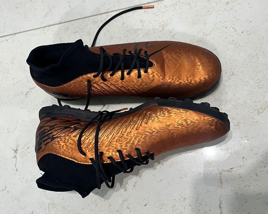 Стоножки за футбол New balance