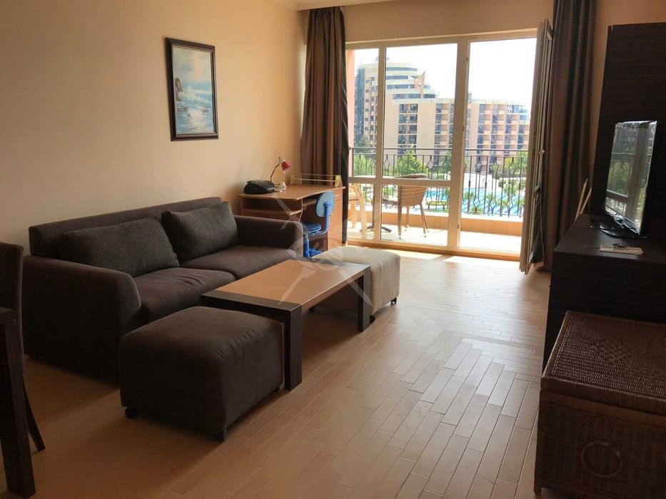 Продава се Двустаен апартамент в к.к. Слънчев бряг - 84 кв.м за 1483 €/кв.м - Снимка #2