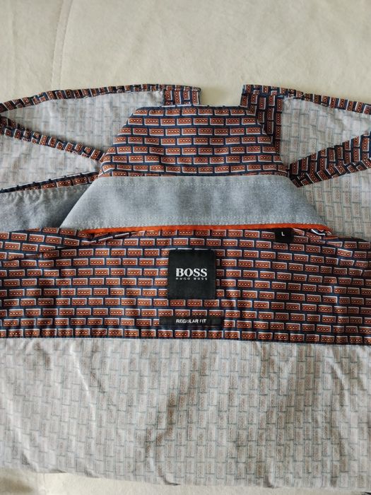 Рубашки мужские "Hugo Boss"