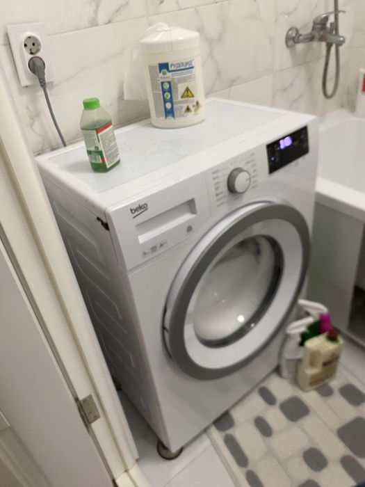 Продам стиральную машину beko