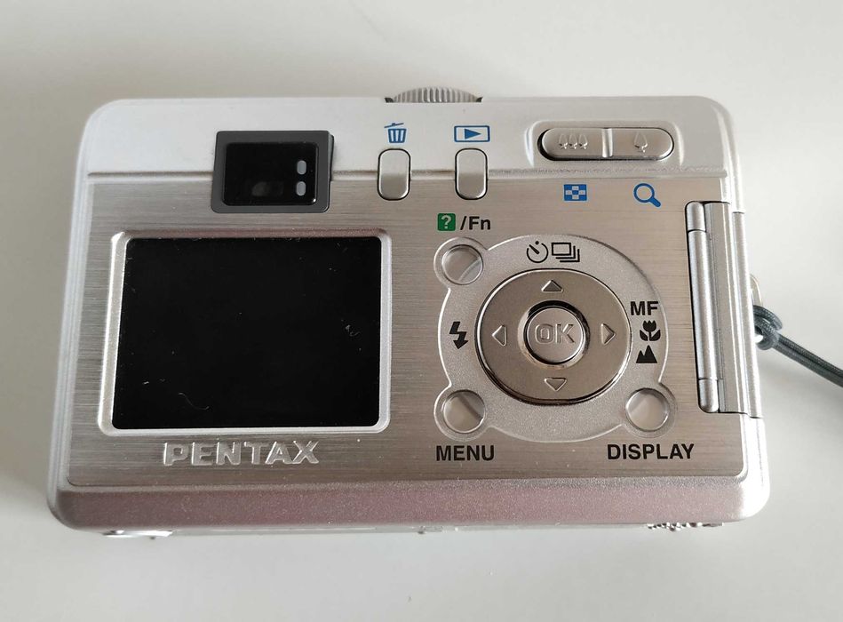 Цифровая камера Pentax Optio S40