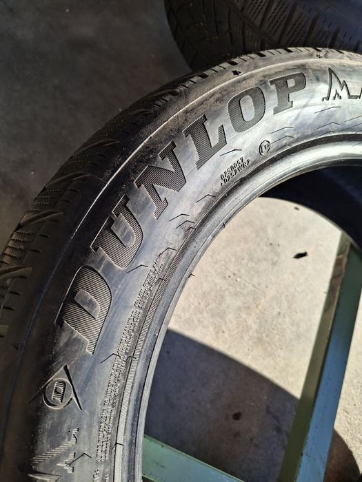 2 Anvelope de iarnă  235 55 r19 Dunlop