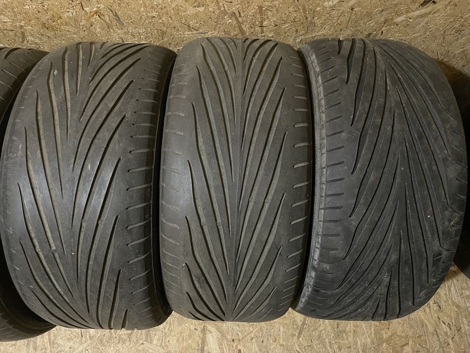 Goodyear Eagle F1 255/40 r19