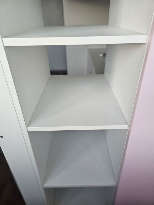 Pat supraetajat cu birou,dulap si trei sertare 90X200cm si scaun birou