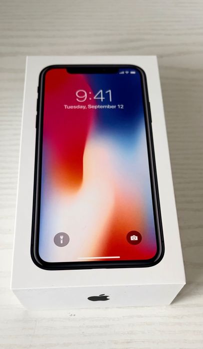 iPhone 10 256 GB и Samsung Galaxy 8S 64GB