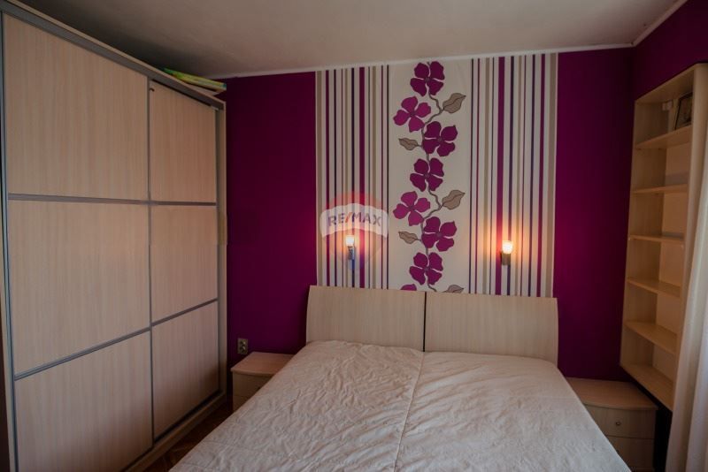 Дава се под наем Тристаен апартамент в Варна, Чайка - 90 кв.м за 663 € - Снимка #7