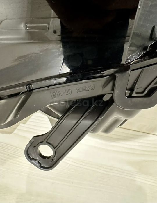 Фара камри 75 оригинал