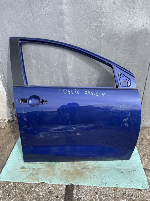 Предна дясна врата за Toyota Yaris Тойота Ярис 2020г-