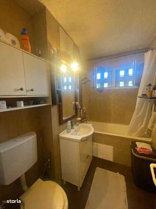 Apartament 3 camere, 68.87 mp total, etaj 3, Valea Rosie