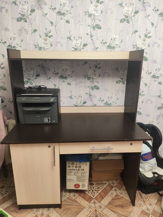 Продается столᅠᅠ
