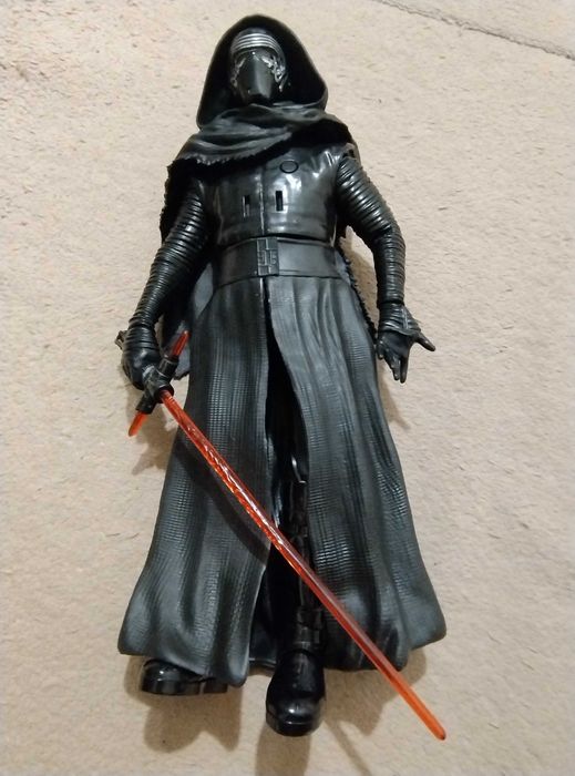 Figurina Kylo Ren din star wars  36 cm