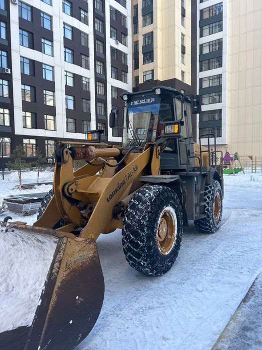 Услуги погрузчика Погрузчик