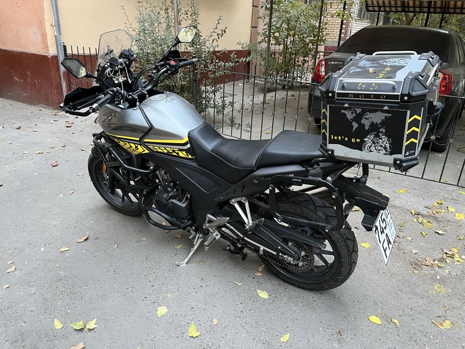 Honda cb500x (Hengjian 500)