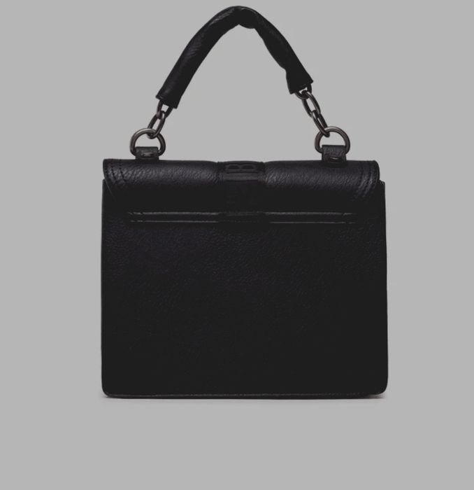 Дамска чанта 40лв